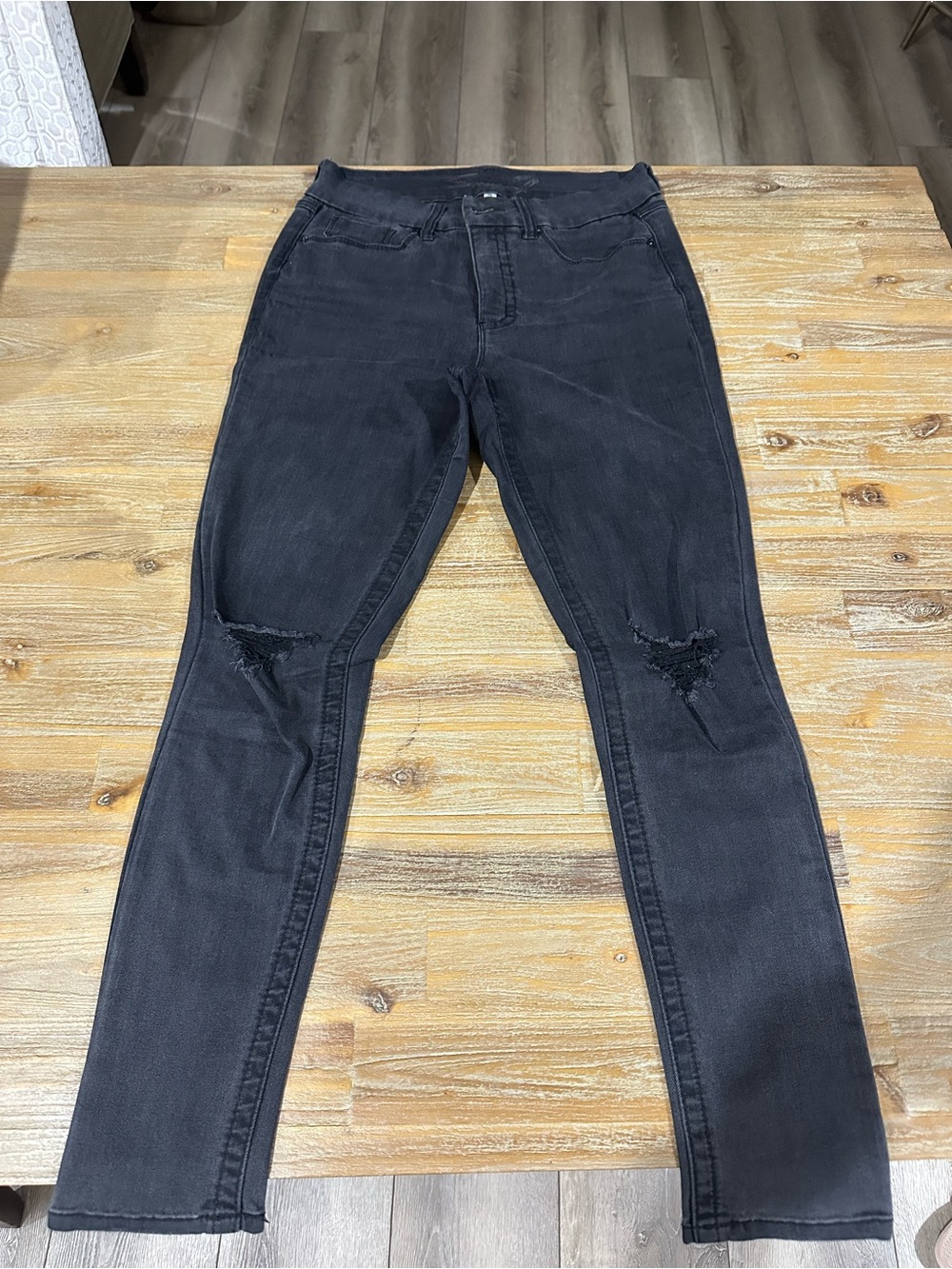 Black Jeans - Slim Fit